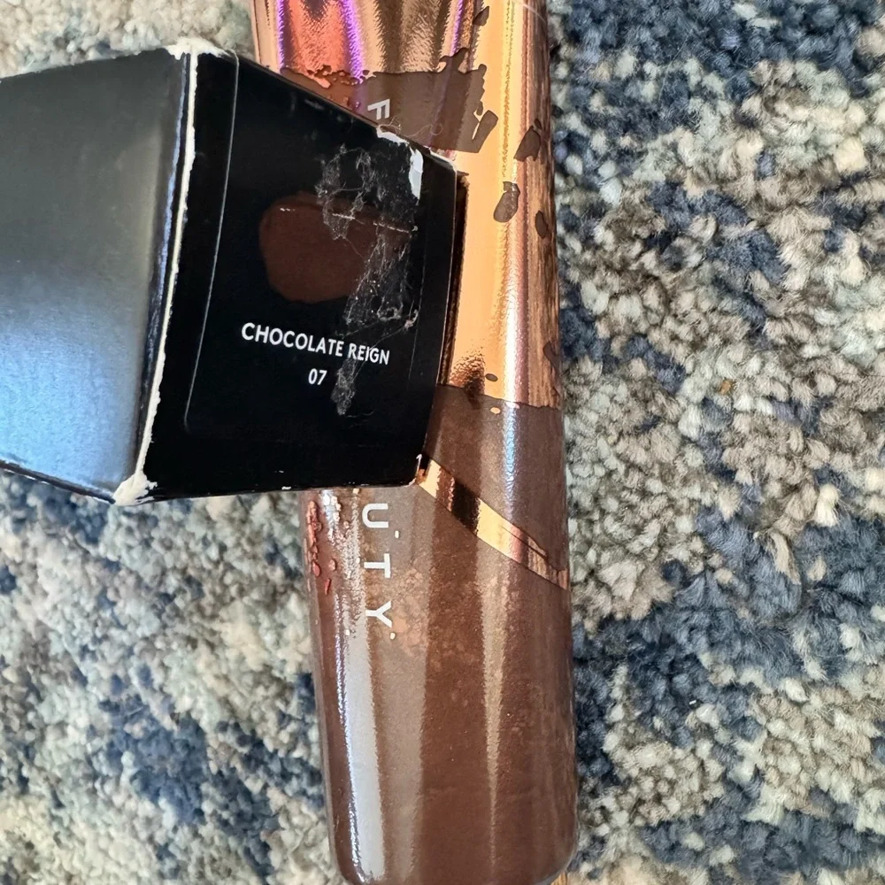 Fenty Beauty Body Sauce Luminizing Tint - Chocolate Reign